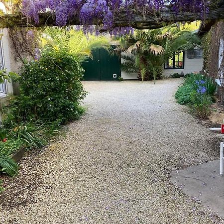 La Berge Du Clain - Joli Appartement A Poitiers Zewnętrze zdjęcie